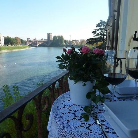 Casa Archi - Balcone Sul Fiume Lägenhet Verona Exteriör bild